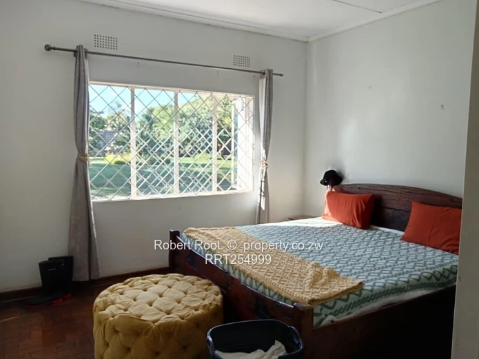 Marlborough East 3-Bed Home on 4,832m²  (Sole Mandate)