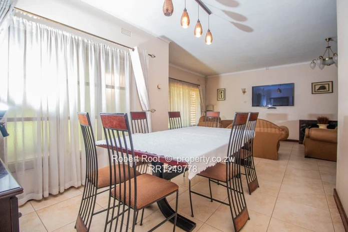 Exceptional fully furnished BNB in Hillside (Sole Mandate)