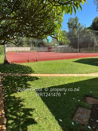 4 Bedroom House With Pool For Rent In Mt Pleasant