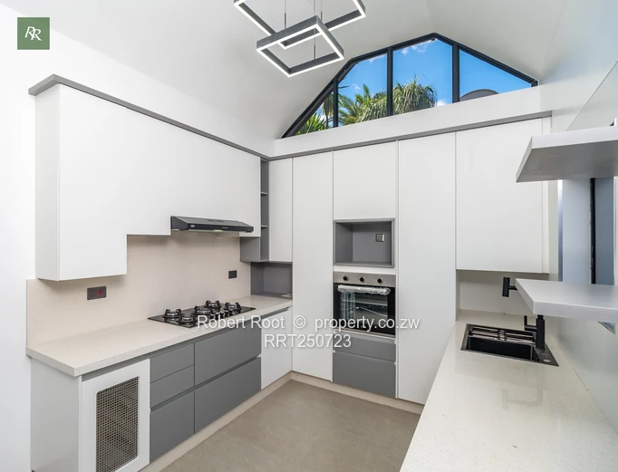 4 bed Modern townhouse in Mount Pleasant