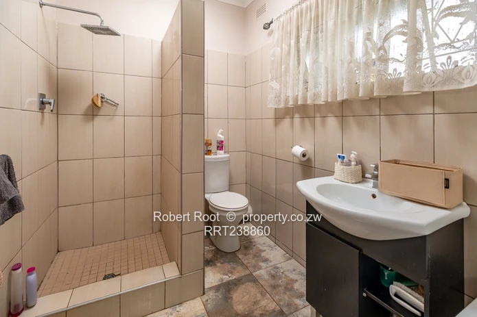 Vainona 3-Bed Home Prime Location 