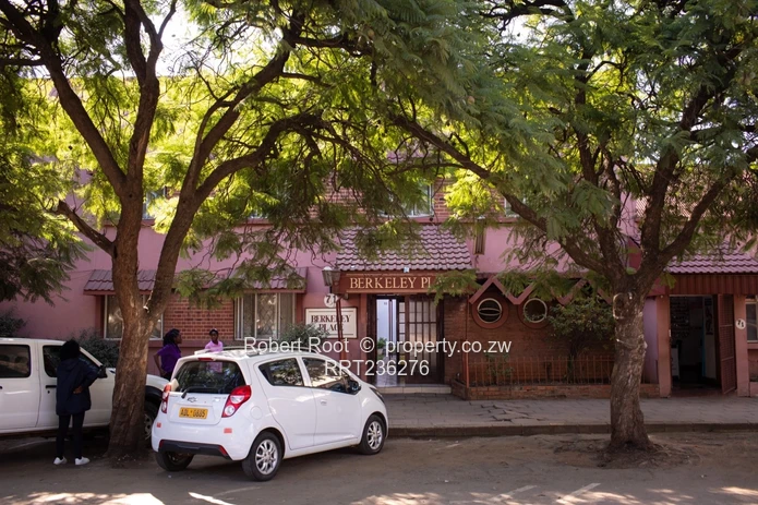 Berkeley Place Backpackers | Bulawayo Cbd (Sole Mandate)