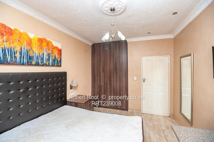 Stunning 2 bed furnished apartment!