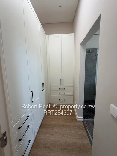 Secure And Spacious Townhouse In Newlands