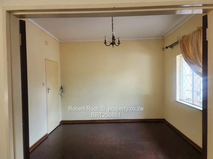 Charming 3 bedroom family home to let in Northwood