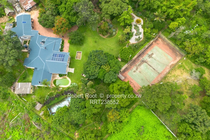 Tranquil Garden Living - 10,430 Sqm In Umwinsidale