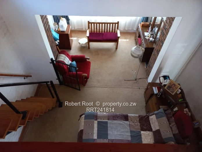 Multi-level 5-Bed Glen Lorne Home with Pool & Stone Terraces