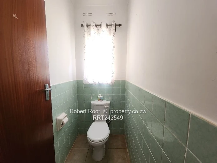 Well-Maintained 3 Bedroom House To Rent In Vainona