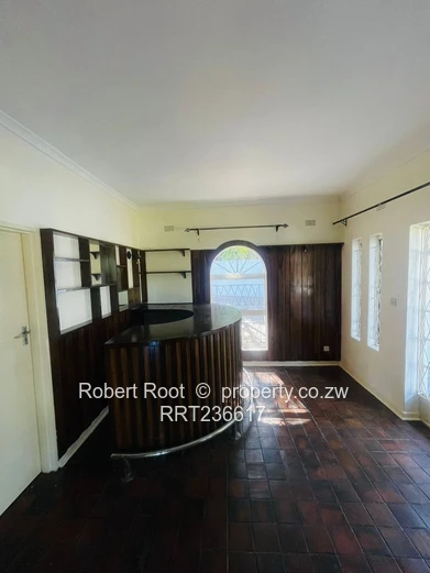 4 bed family home in Greystone Park