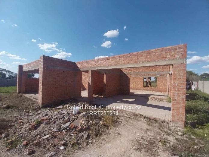 Incomplete 3 Bed House-Hopeville Bulawayo