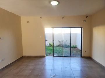 2 Bedroom Flat & Apartment