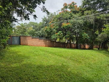 8 Bedroom House