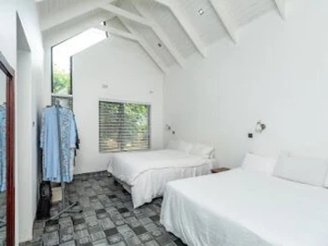 7 Unit Townhouse Complex