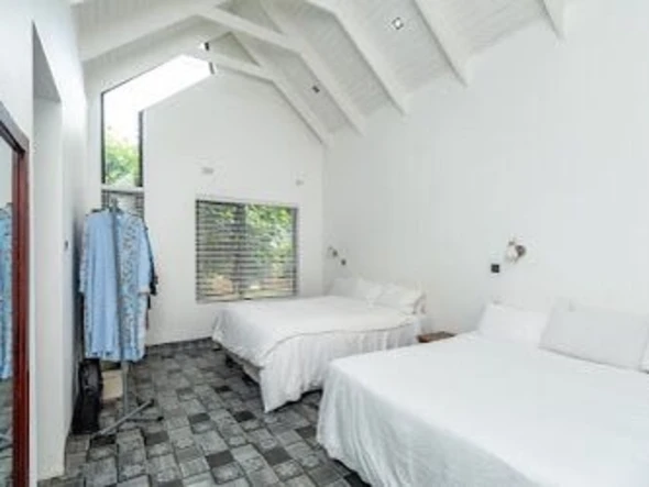 7 Unit Townhouse Complex