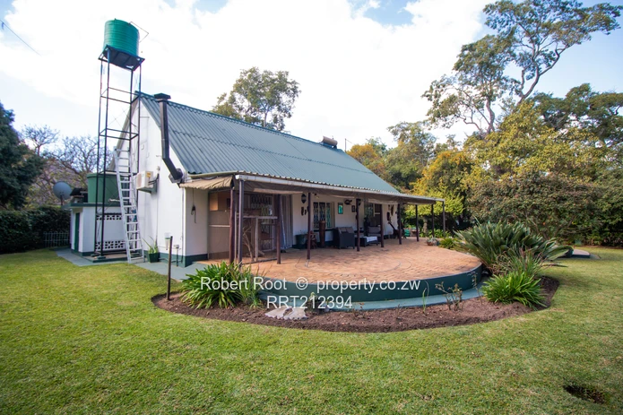 Lakeside Oasis – Ideal Family Home (Sole Mandate)