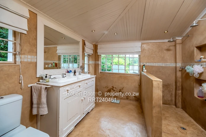 Tranquil Garden Living - 10,430 Sqm In Umwinsidale