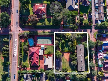 3 Bedroom Flat & Apartment