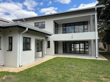 7 Bedroom House