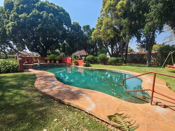 2 Bedroom Garden Flat