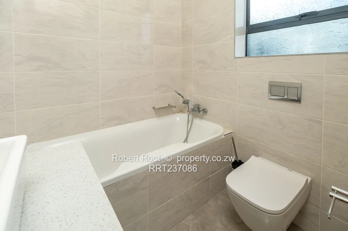 Ultra modern 4 bed family cluster in Fairview Westgate 