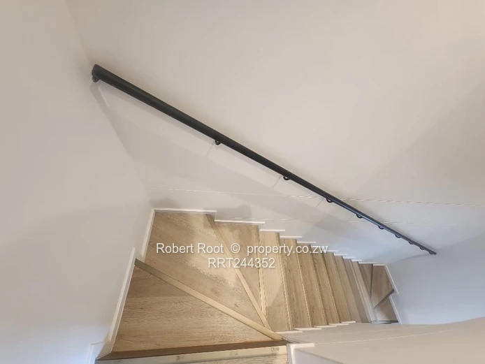 3 Beds Modern Duplex Flat To Rent In Vainona