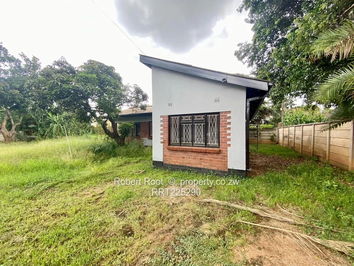 2 Bedroom Cottage for rent in Hillside
