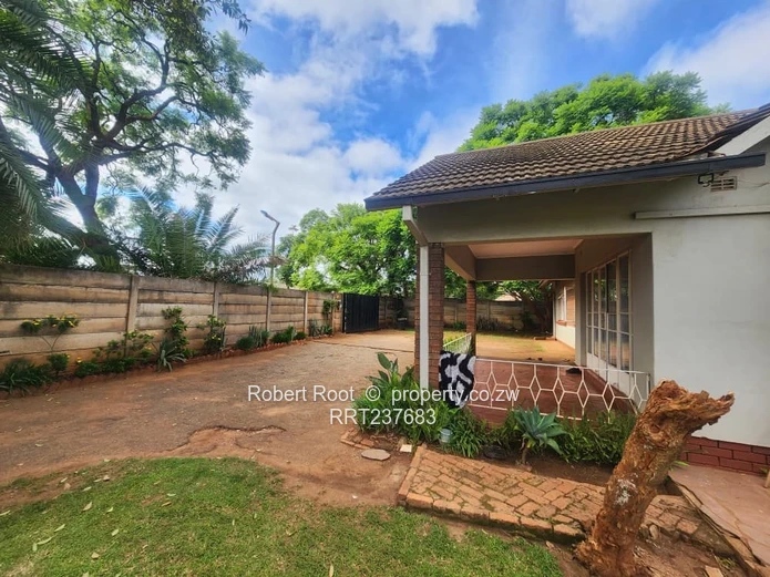 3-Bedroom House for Rent in Craneborne