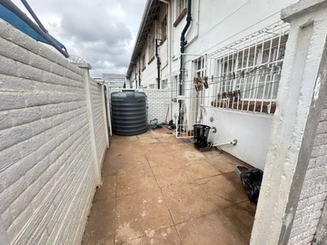 2 Bedroom Garden Flat