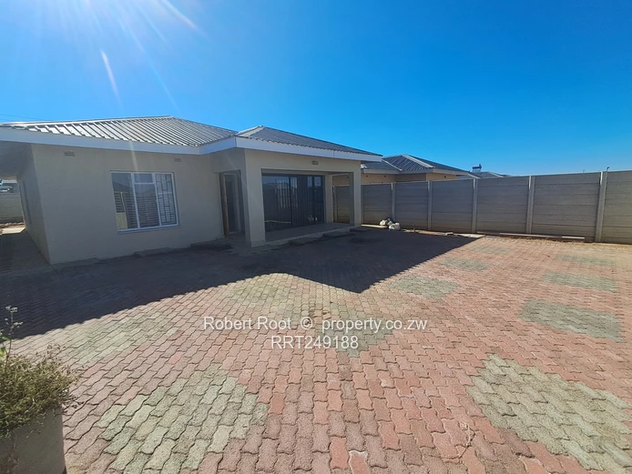 3 bed family home in Fairview Ruwa