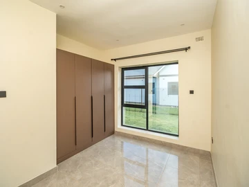 4 Bedroom Townhouse Complex