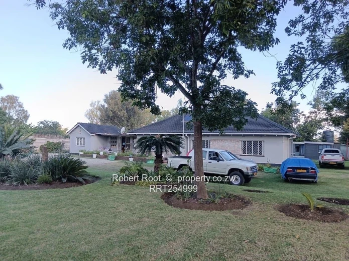 Marlborough East 3-Bed Home on 4,832m²  (Sole Mandate)