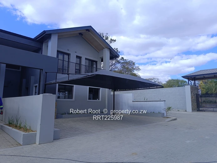 3 bed newly built townhouse in Greendale