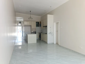 3 Bedroom Flat & Apartment