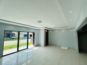 2 Unit Townhouse Complex