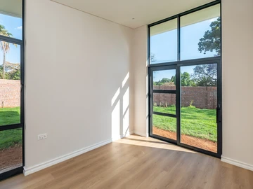 3 Bedroom Garden Flat