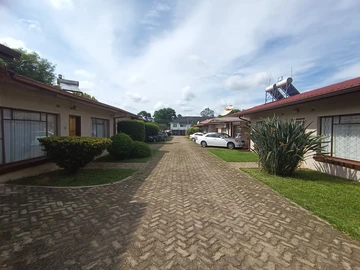 3 Bedroom Garden Flat