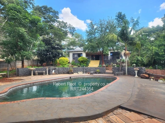 Fully Furnished House To Rent With A Swimming Pool