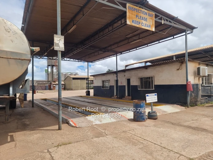 Large Commercial & Industrial Complex - Willowvale