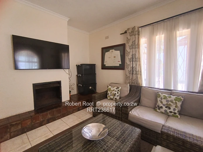 4 bed family home in Greystone Park
