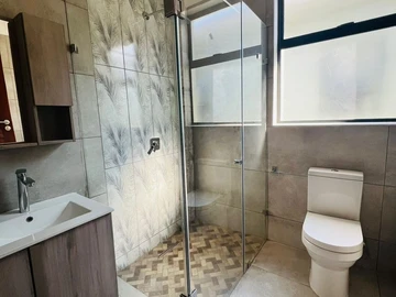 3 Bedroom Garden Flat