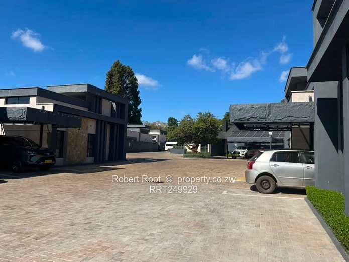 Modern 3 bed Cluster in Mount Pleasant