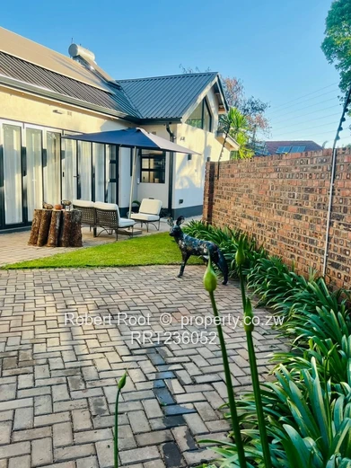 2 bed diplomat residence in Highlands