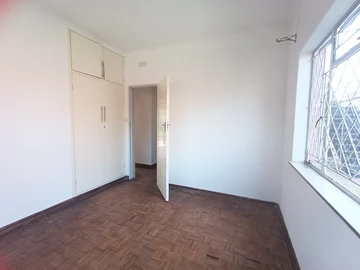 2 Bedroom Garden Flat