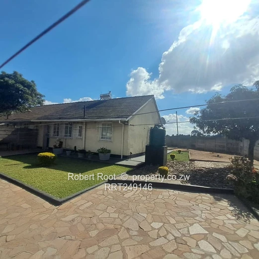 Close to CBD or Highfield Rd (Sole Mandate)