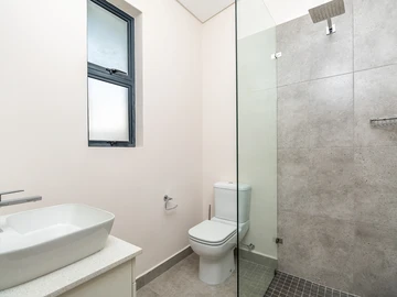 3 Bedroom Garden Flat