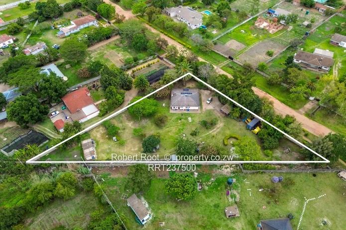 4 Bedroom House for Sale in Greendale