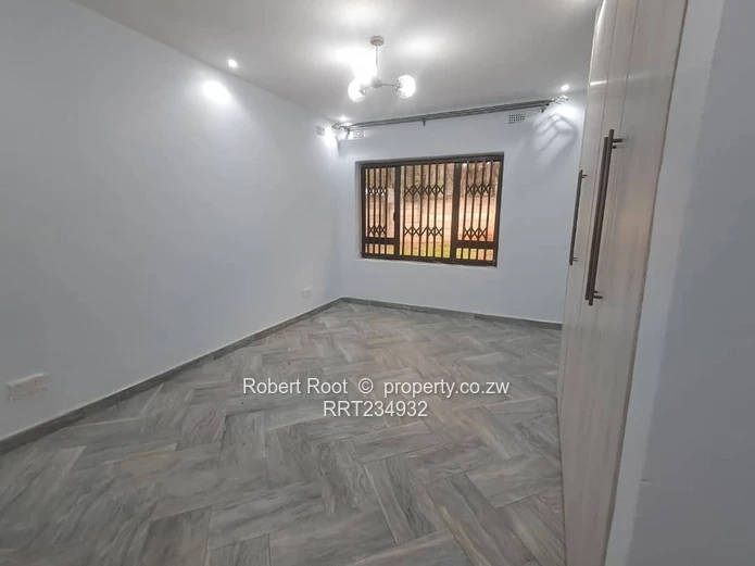 Neat 3 bed newly built family home!