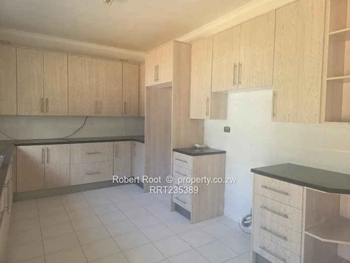 3 bed House for rent.