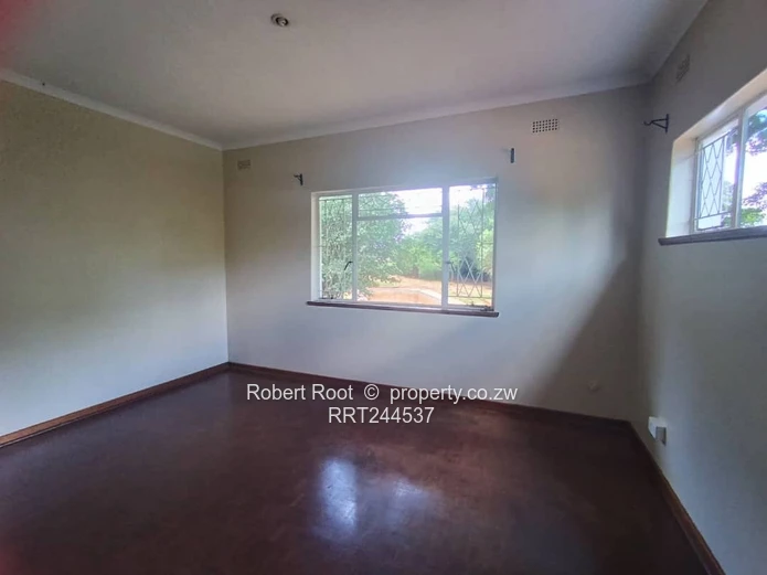 Shared individual office space in Rolf Valley