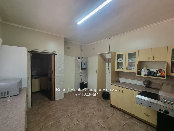 Avondale: Lomagundi Rd Frontage Property (Sole Mandate)